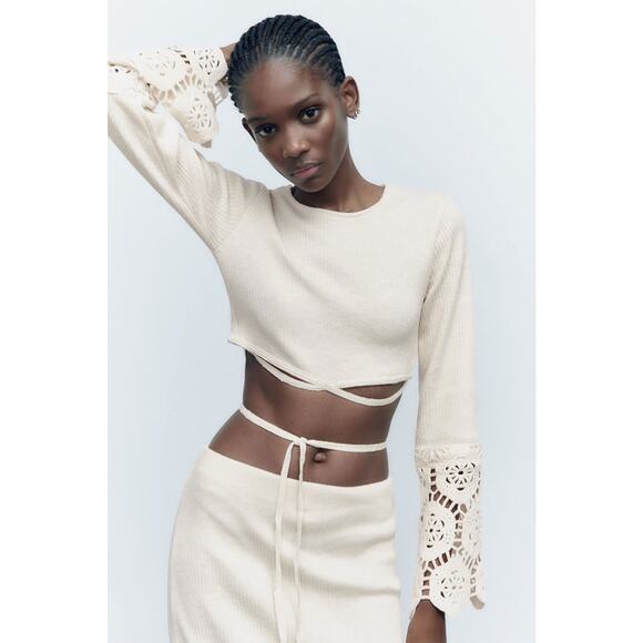 Zara Women's Cream Ecru Crochet Knit Boho Long Sleeve Cut Out Crop Top Size S - Picture 1 of 12